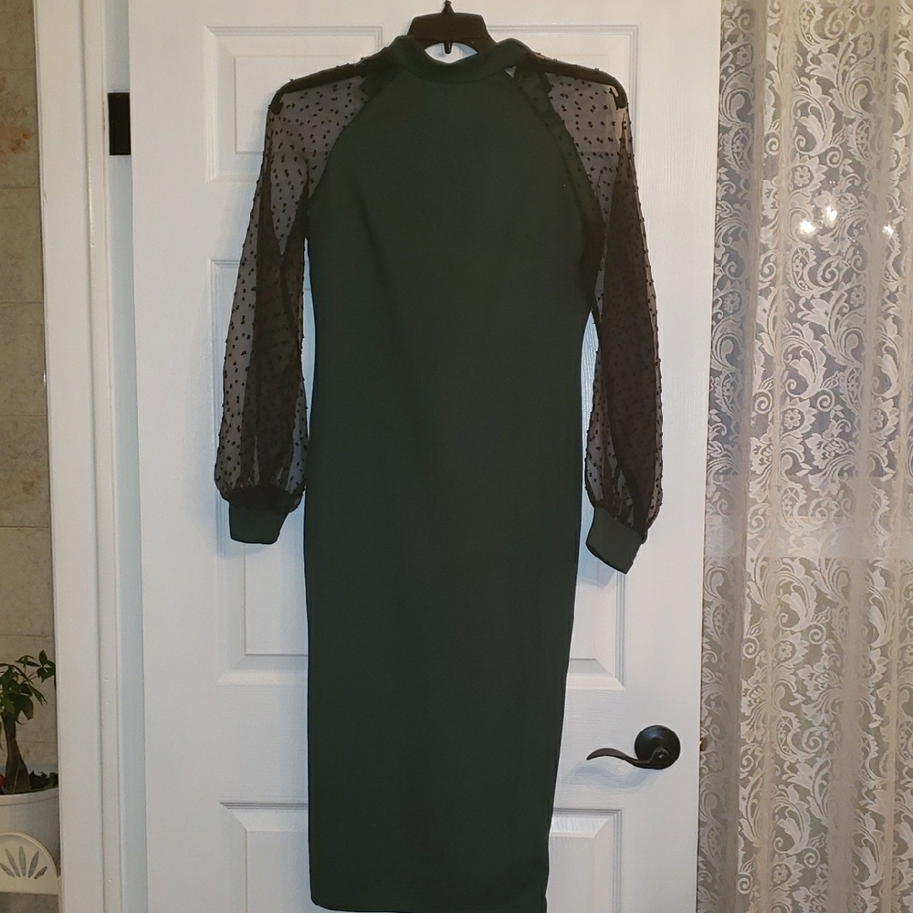 Elegant Green Long Sleeve Dress with Sheer Polka Dot Sleeves